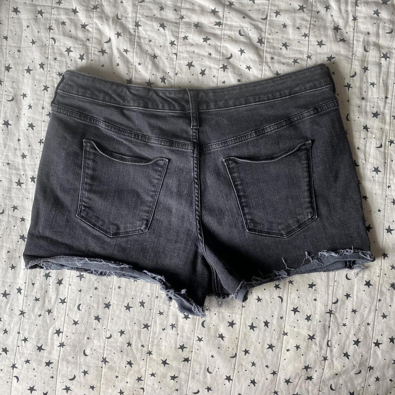 🤍super cute little denim shorts for any