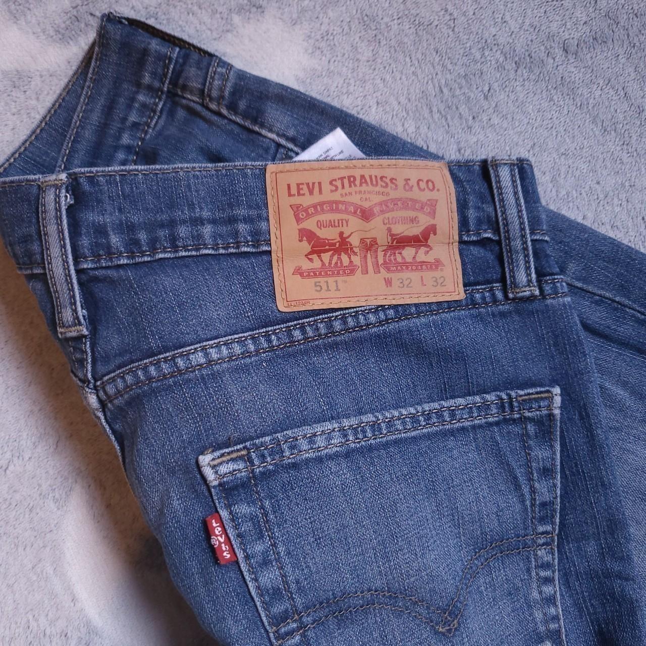 511-levis-w-32-l-32-fit-v-nicely-have-2-pairs-depop