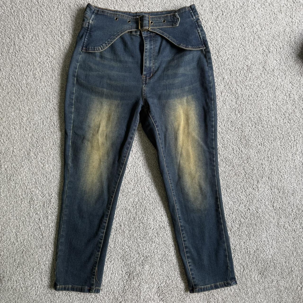 item listed by oliviadivinn
