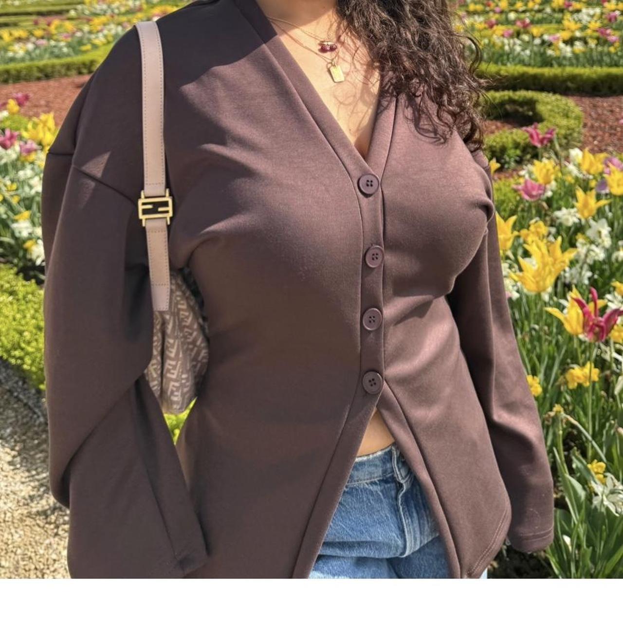 item listed by oliviadivinn
