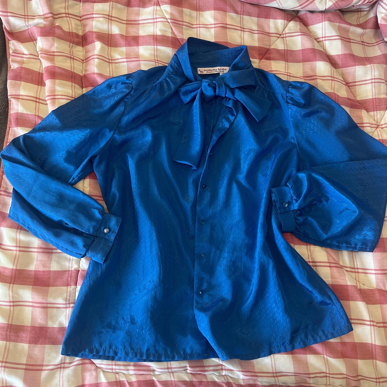 Super cute vintage 70s blouse! This is a 1980s blue... - Depop