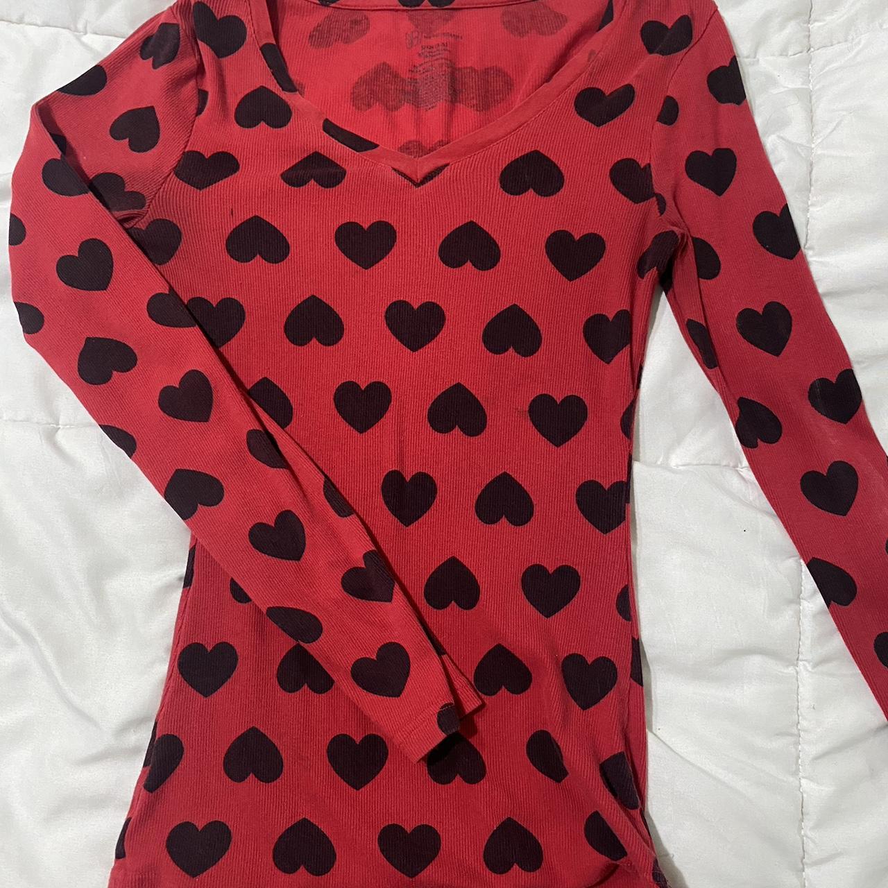 red heart pattern v neck long sleeve tee would be... - Depop