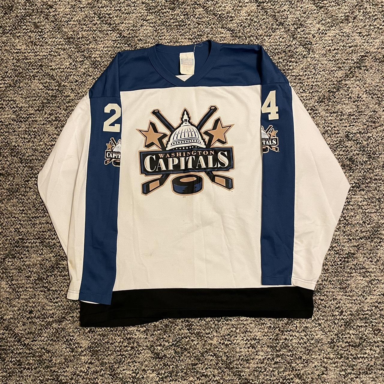 Vintage Washington Capitals hockey jersey Stains... Depop