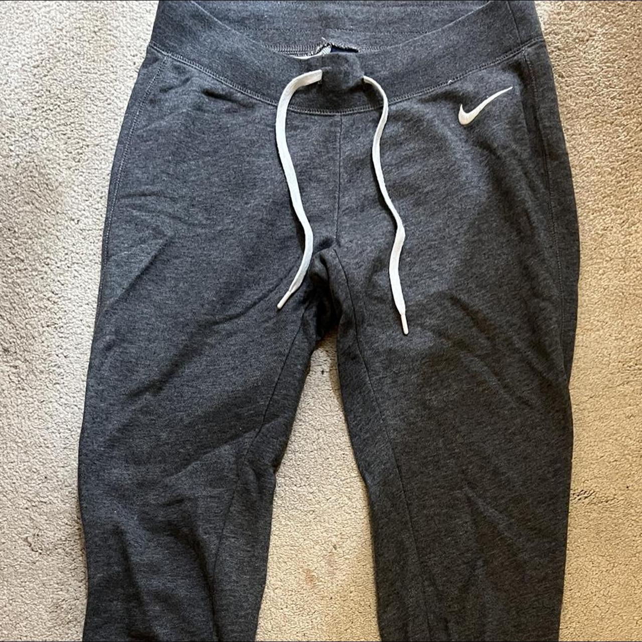 slim fit nike joggers womens