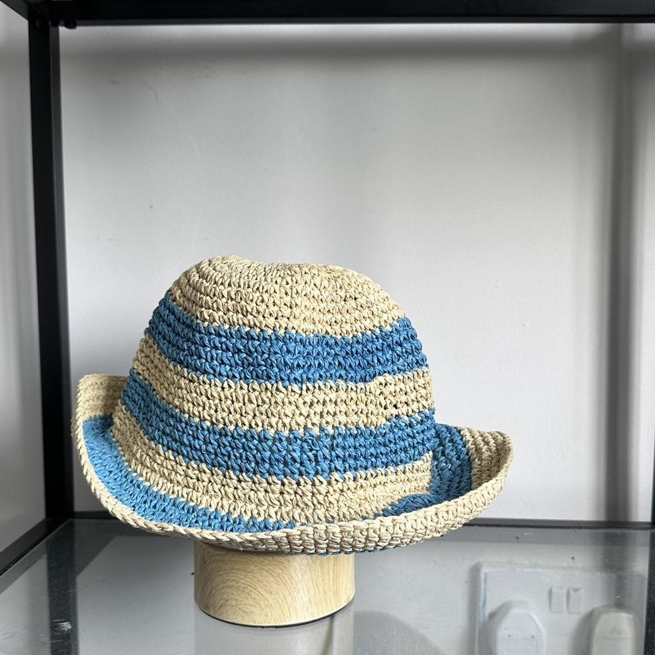 H&M beach hat worn once so cute for holiday🫶🏼 selling... Depop