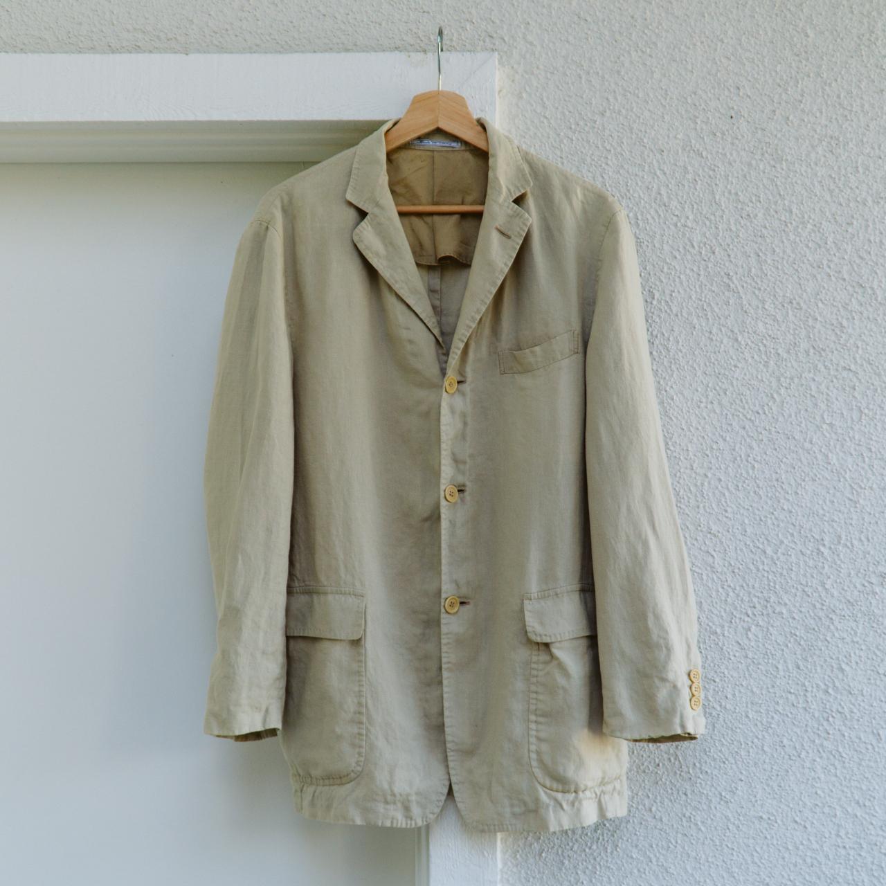 item listed by primariestudios