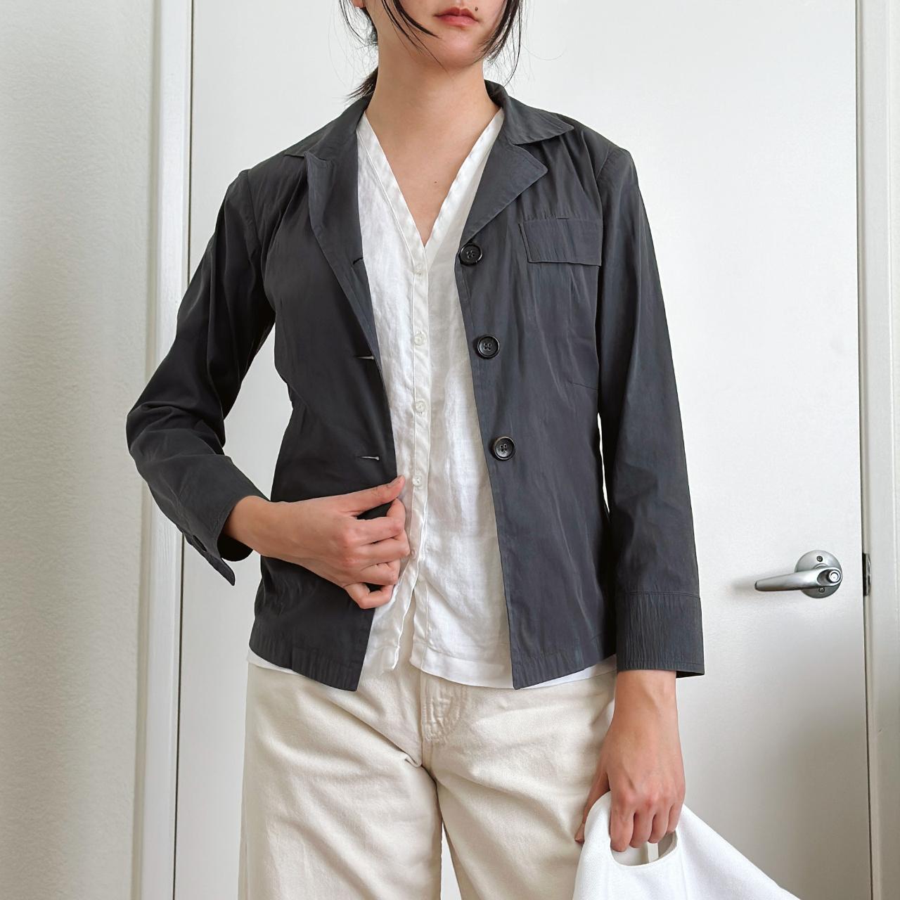item listed by primariestudios