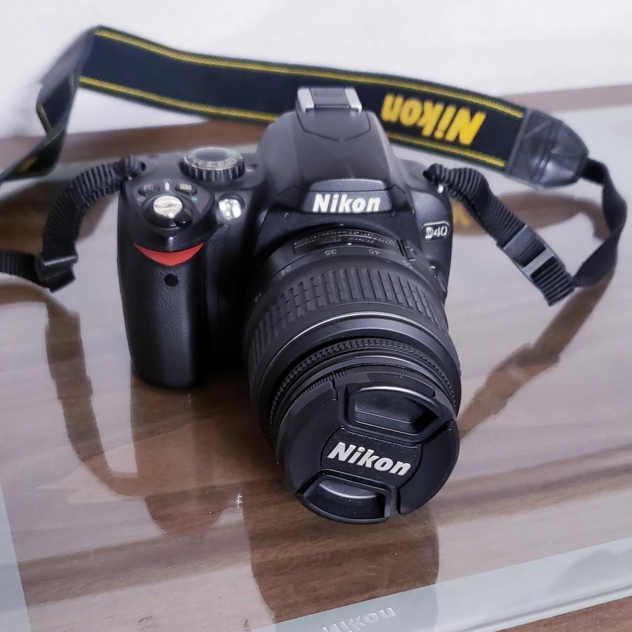 nikon d40 camera. additional accessories included... - Depop