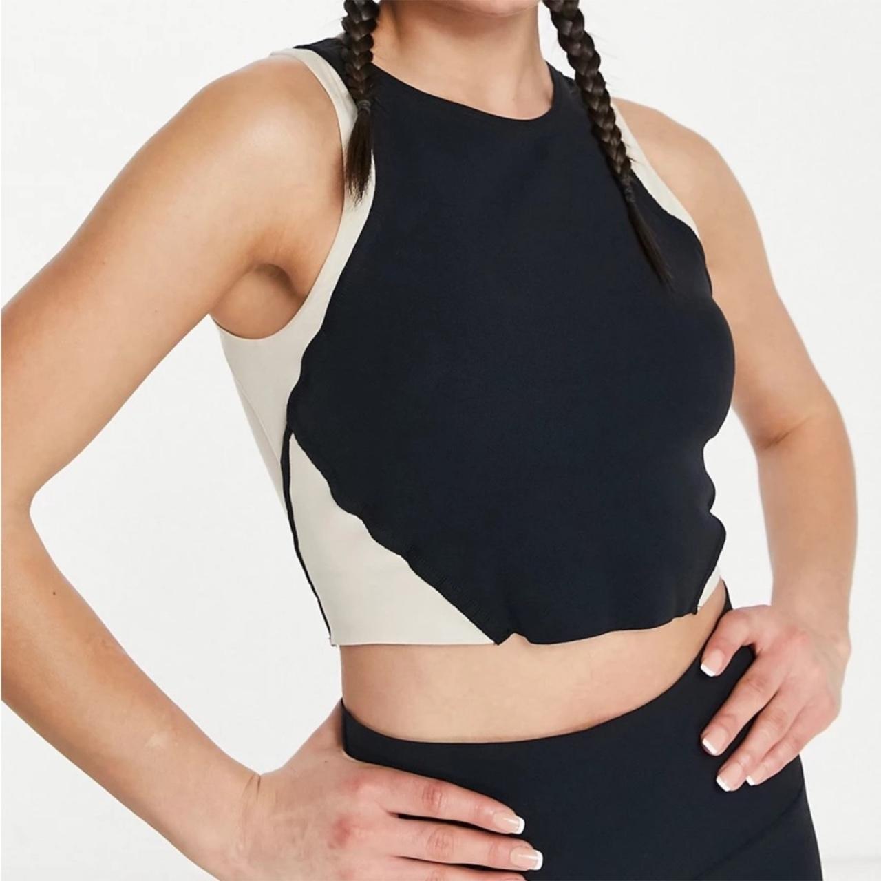 nike women's yoga luxe crop tank top