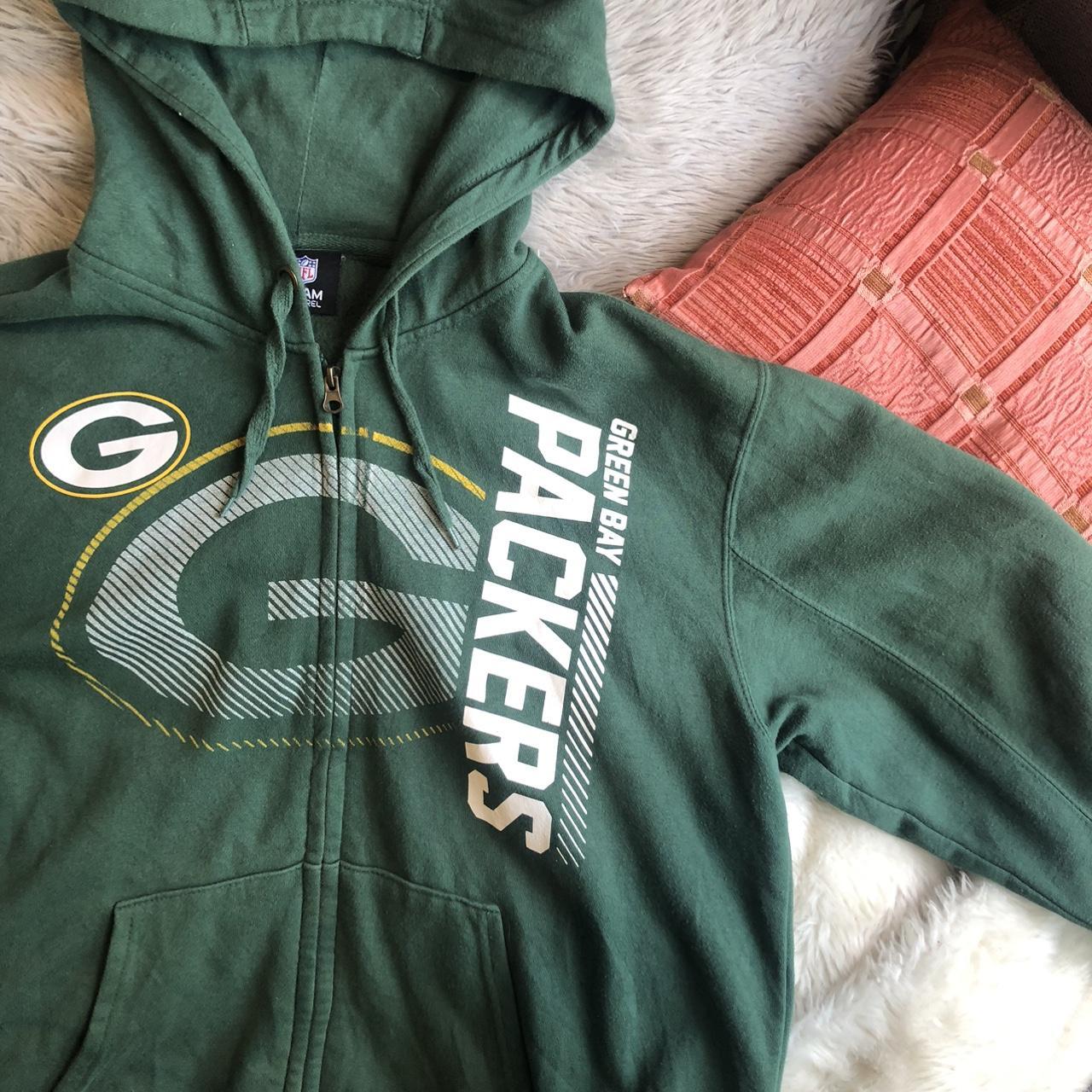 NFL Team Apparel Green Bay Packer hoodie Green - Depop