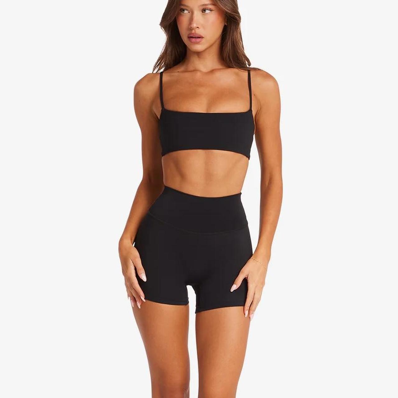 item listed by lava_lava