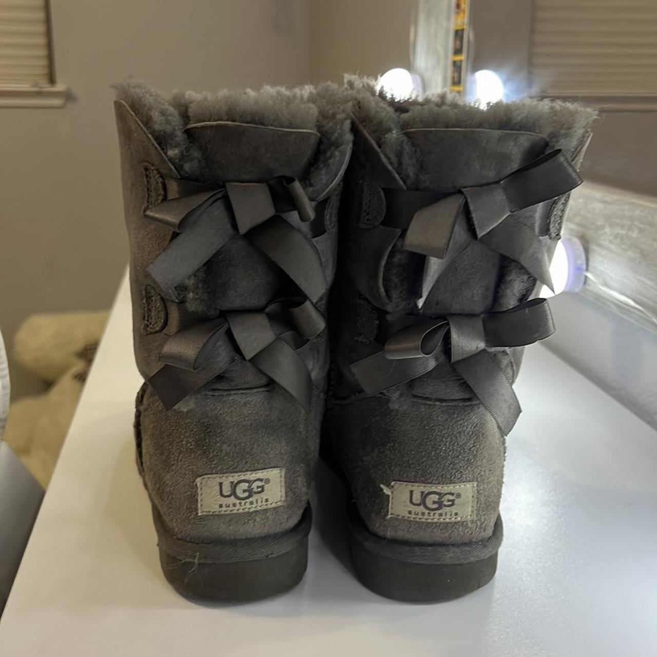 bailey bow sparkle uggs