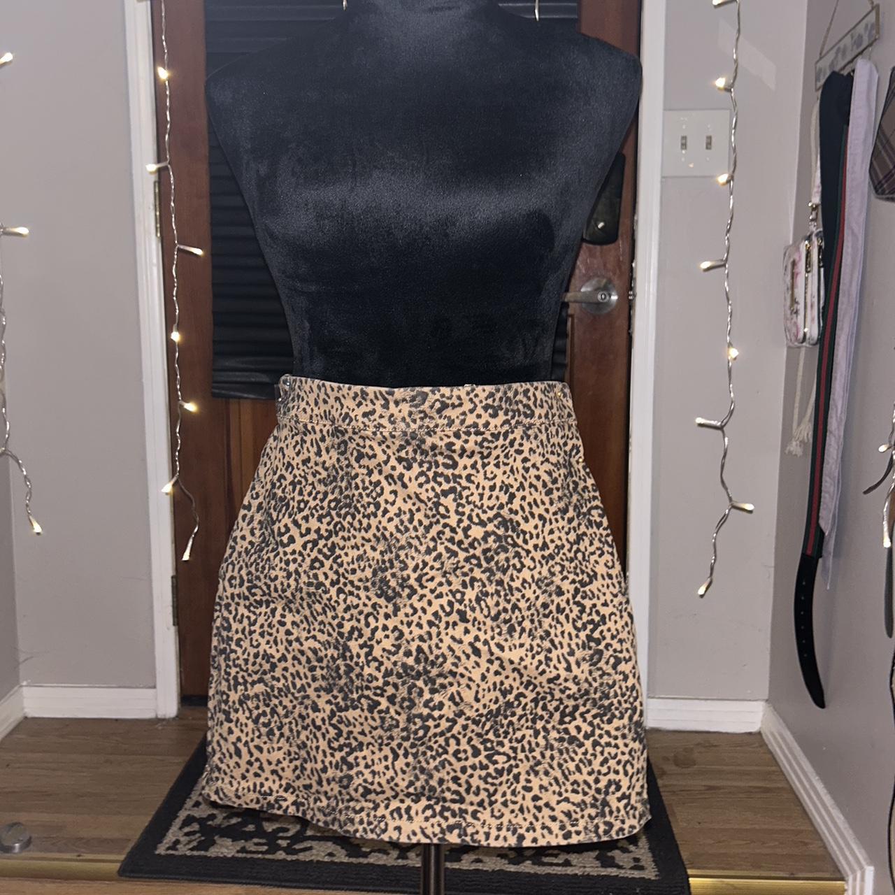 item listed by myclosetisexploding