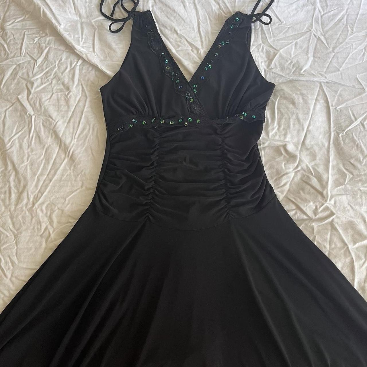 item listed by badbitchbazaar