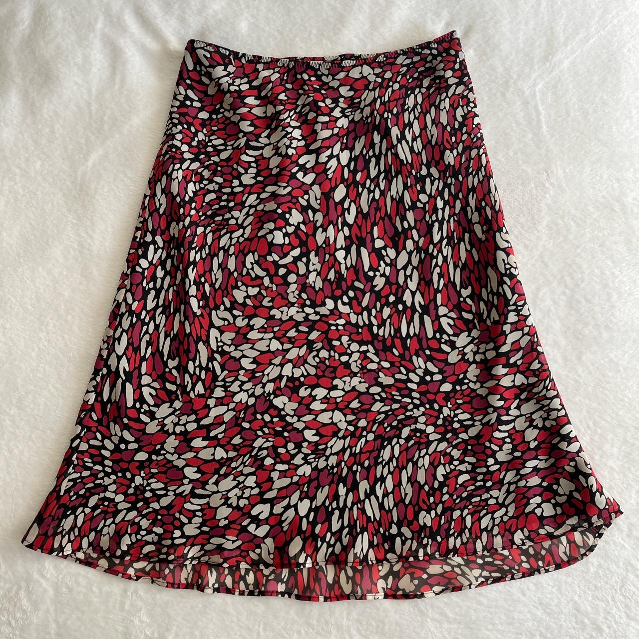 Patterned Black Red Gray Express Midi Knee Skirt -... - Depop