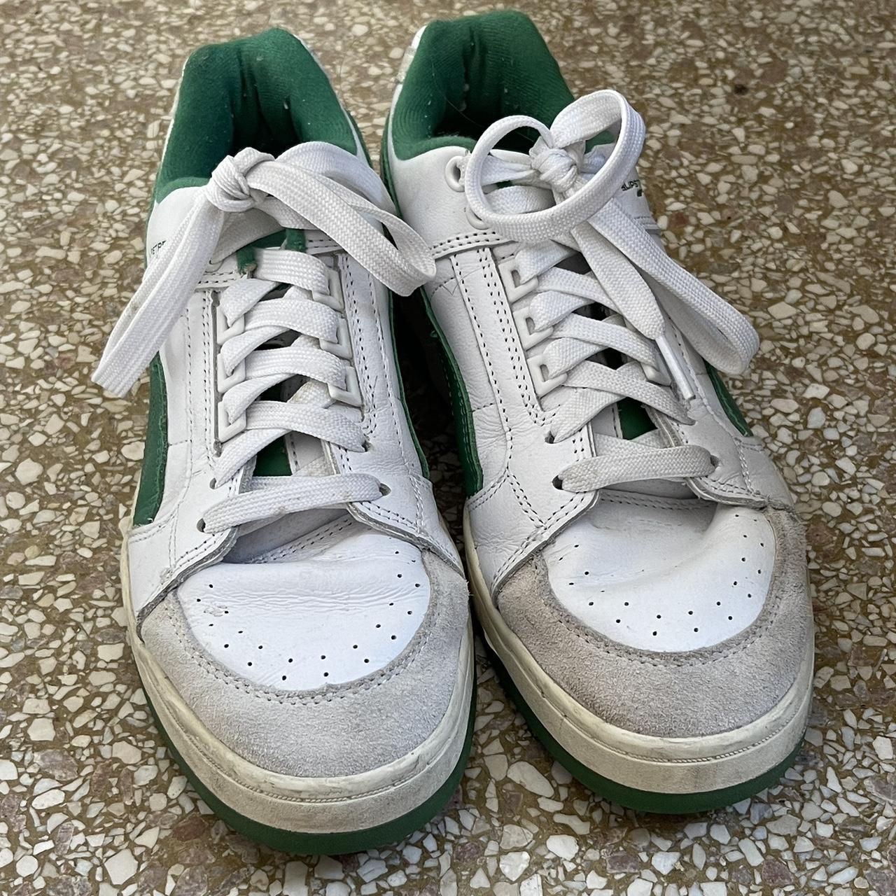 Puma Women's Green and White Trainers | Depop