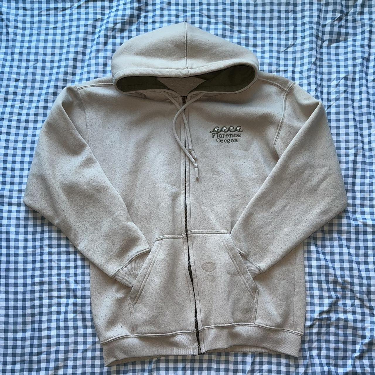 Thrifted Florence Oregon zip up hoodie Noticeable... - Depop