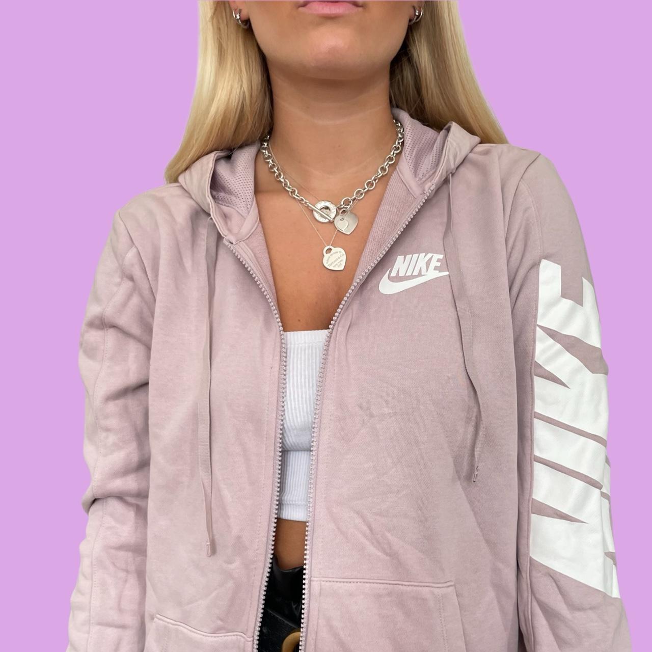 Nike pink best sale vintage hoodie