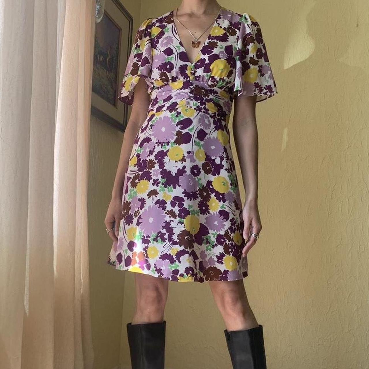 Kate Spade floral dress. Worn a handful of times. - Depop