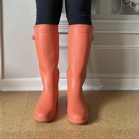 Carousel orange sale hunter boots