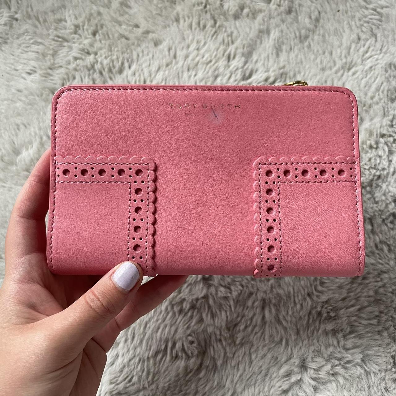 Tory deals Burch Bubblegum Pink Leather Wallet