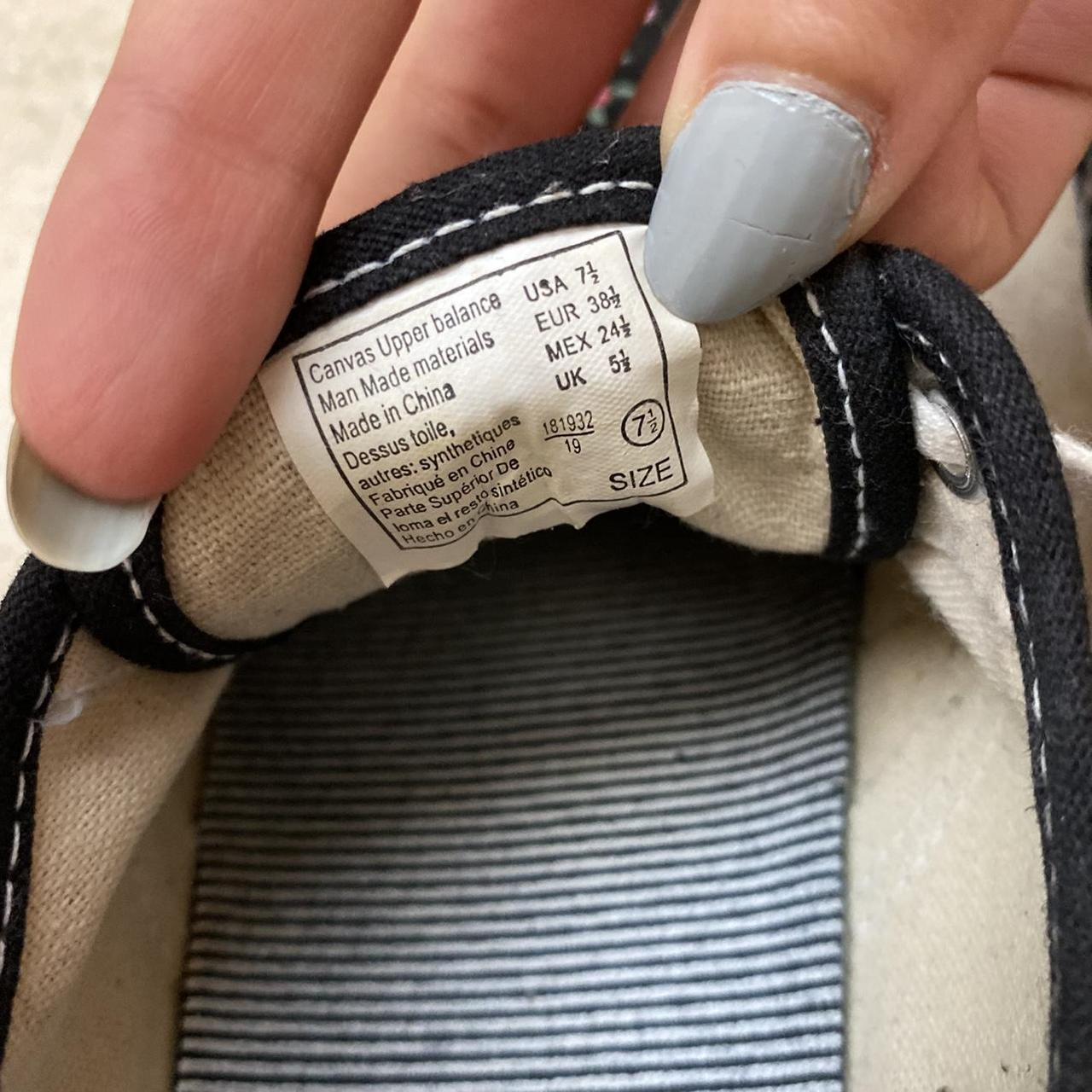 american eagle running shoes