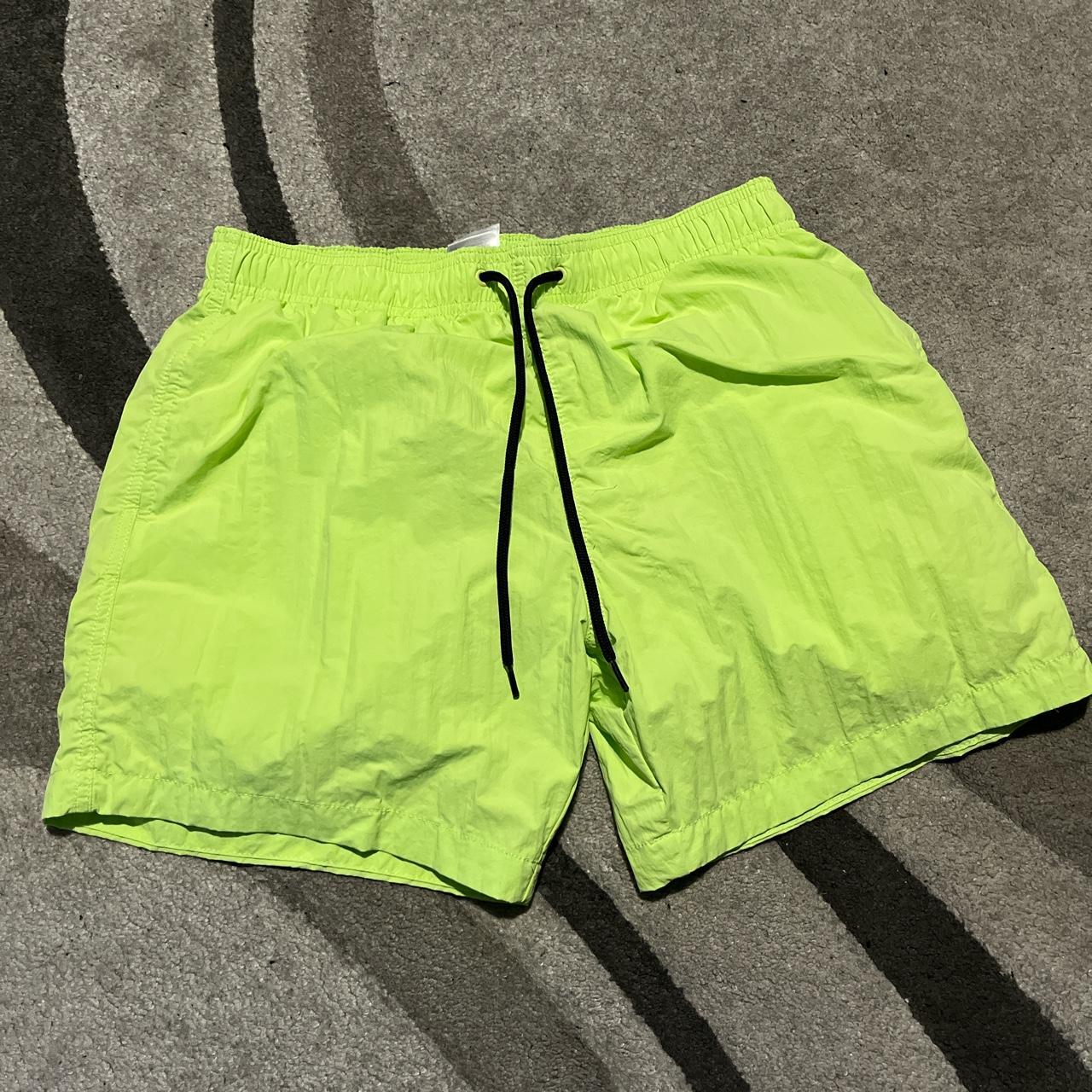H&M Men's Green Shorts Depop