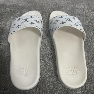 Louis Vuitton Waterfront Mule White Monogram Slides - Depop