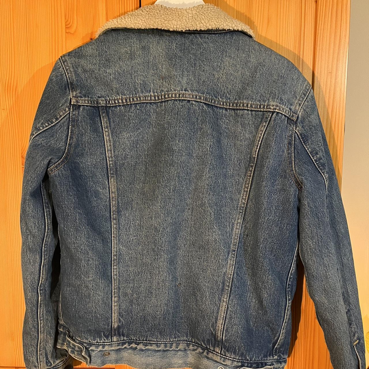 Levi's Men's Blue and White Jacket | Depop