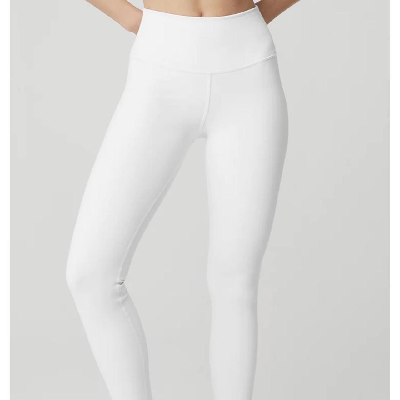 white legging capris size xs - Depop