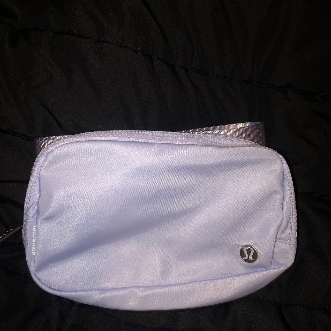 NWT Lululemon outlet Everywhere Belt Bag - Pastel Blue