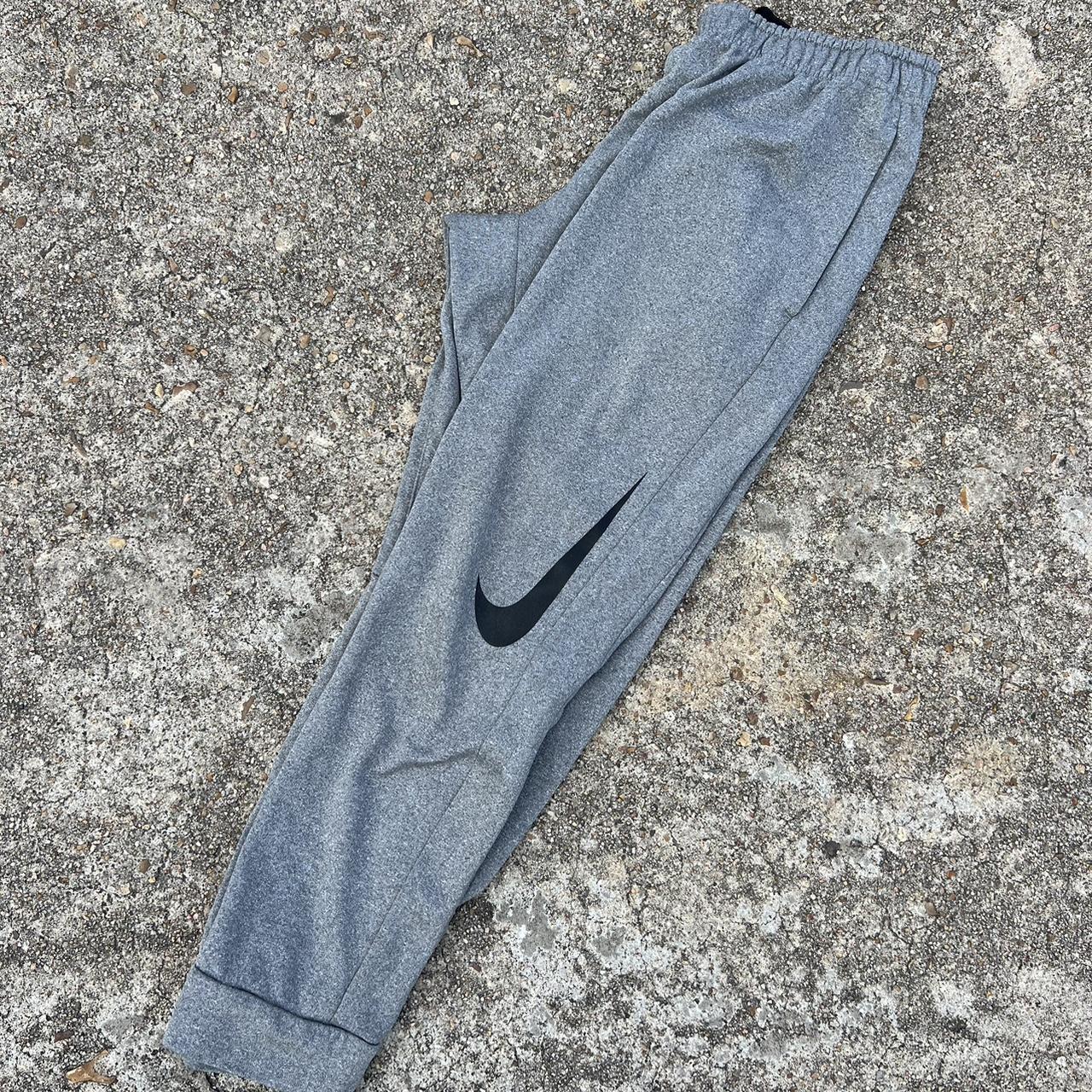 #nike #pants #sweatpants #workout #supreme , Size L...