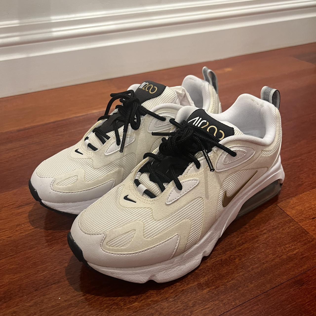 Nike Sneaker Nike Air Max 200 White Gold Women's Shoes Nike W Air