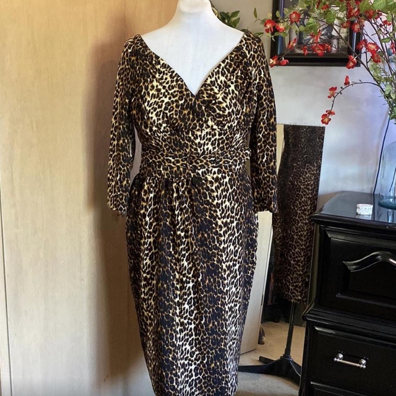 Vixen leopard print wiggle dress Size 2X -... - Depop