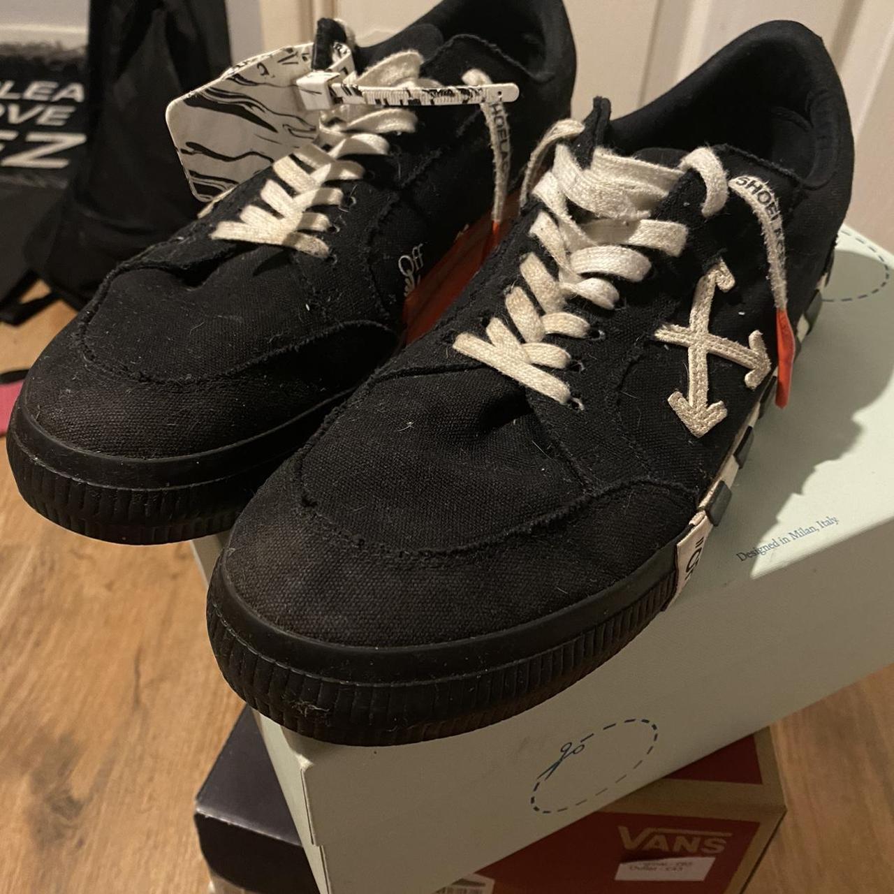 Off-White Men's Trainers | Depop