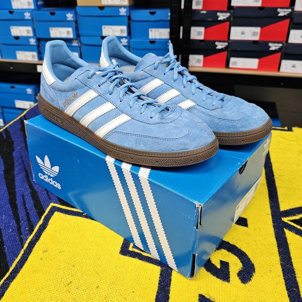 Adidas Originals Men's White and Blue Trainers | Depop