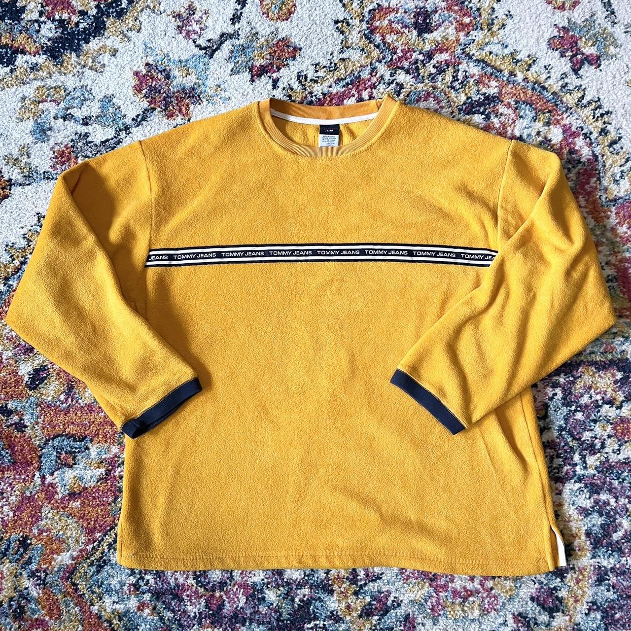 Yellow tommy hot sale jeans sweatshirt