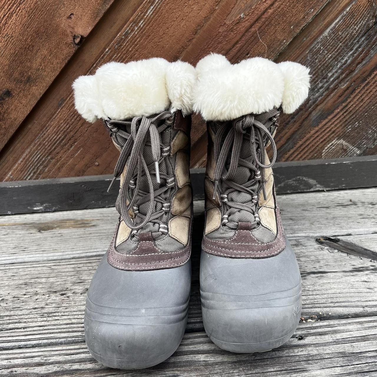 vintage brown y2k Columbia fur snow boots size 9 - Depop