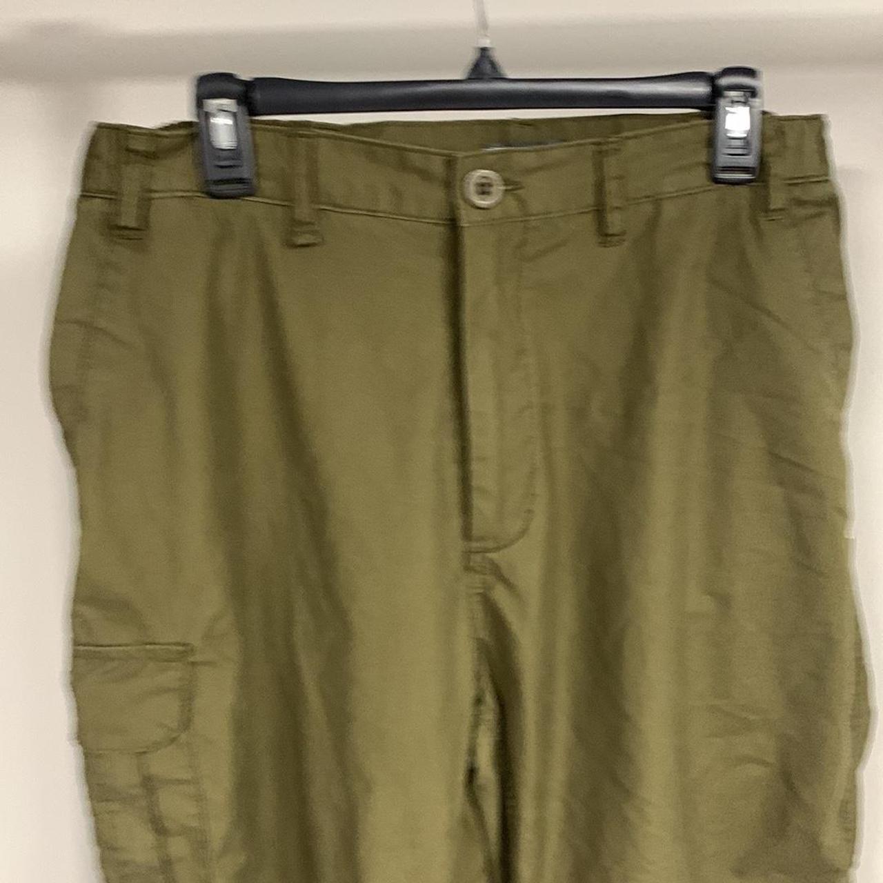 Craghoppers Army Green Cargo Pants Size 36. In... - Depop