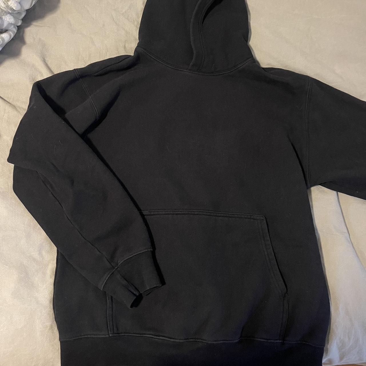 Aritzia Women's Black Hoodie | Depop