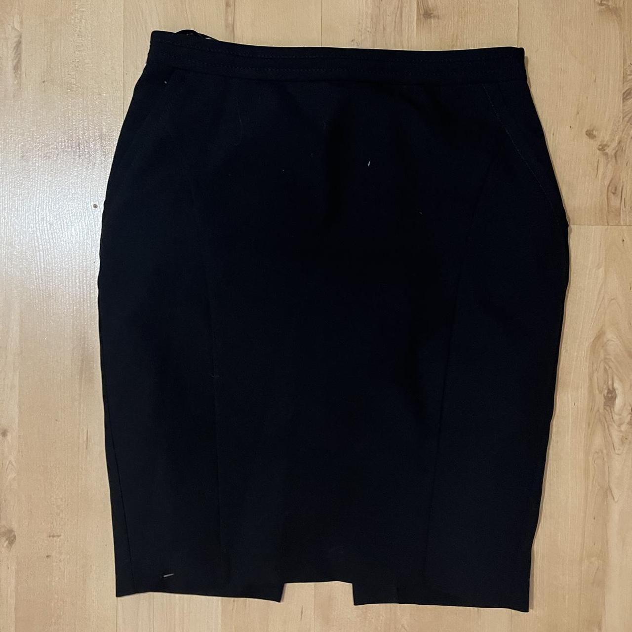 Black knee length skirt hotsell size 10