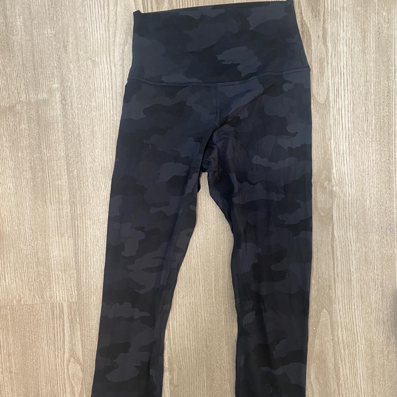 7/8 black camo lululemon leggings - Depop