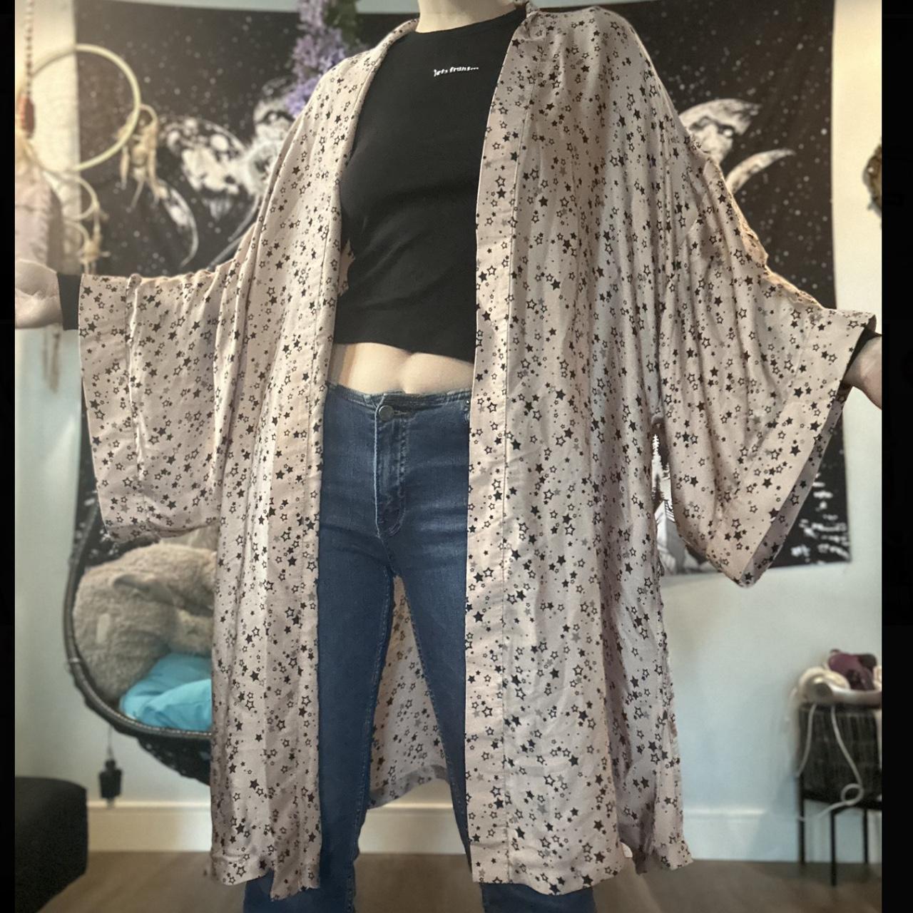 Kimchi Blue star pattern kimono. Super soft and Depop