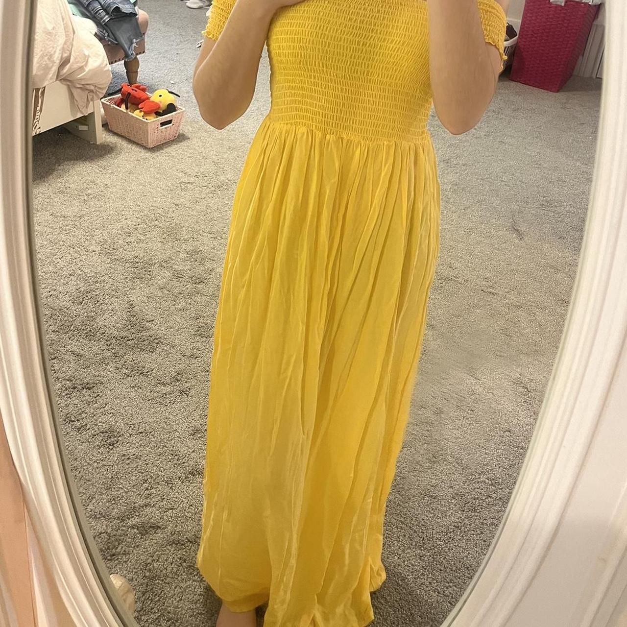 Forever 21 daisy bright yellow maxi dress size S