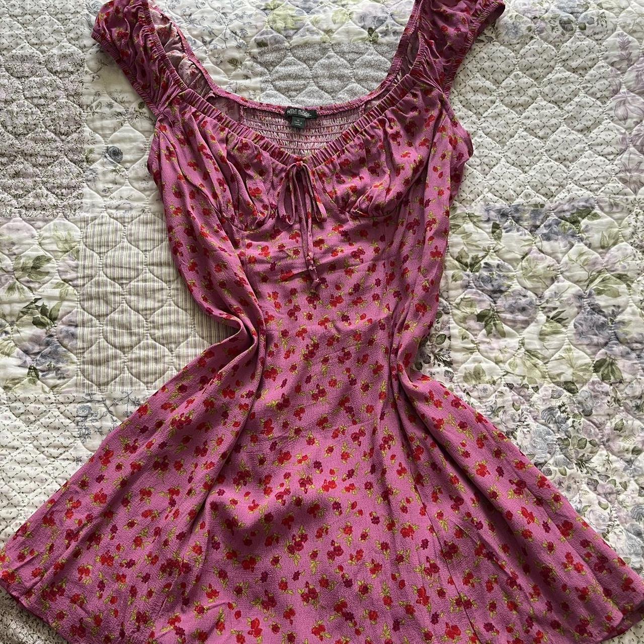 Pink Flowy Dress with Roses 🌹 💗 🥀 from Target—... - Depop