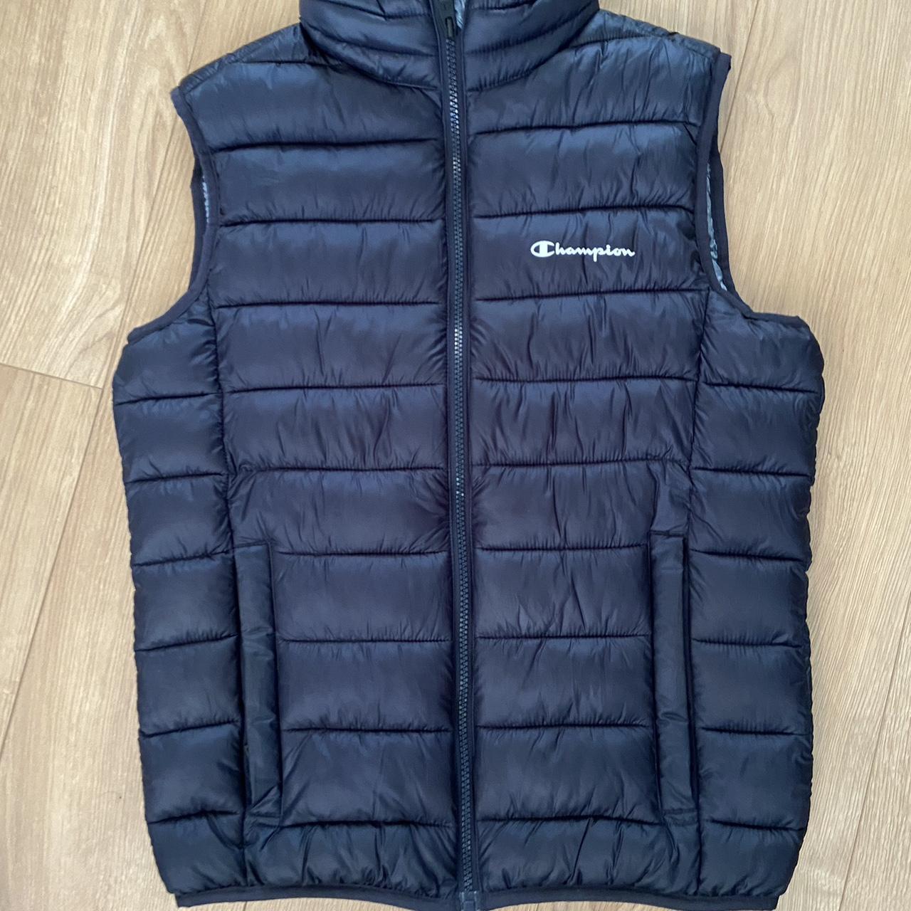 Champion Tech Fill Gilet / Bodywarmer Size On Tag Xs... - Depop