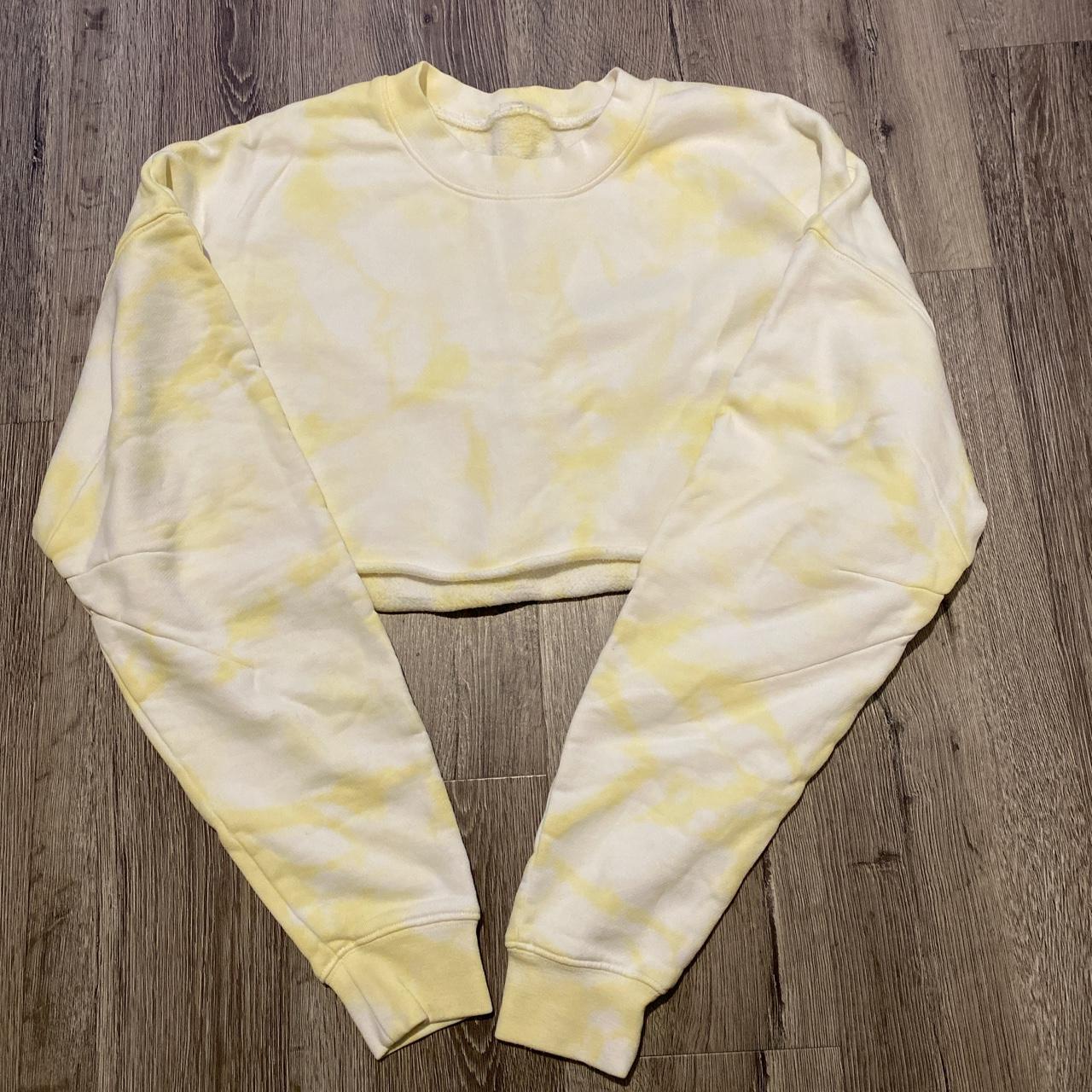 ALO Yoga Buttercup White Tie Dye Extreme Crop Crewneck Depop