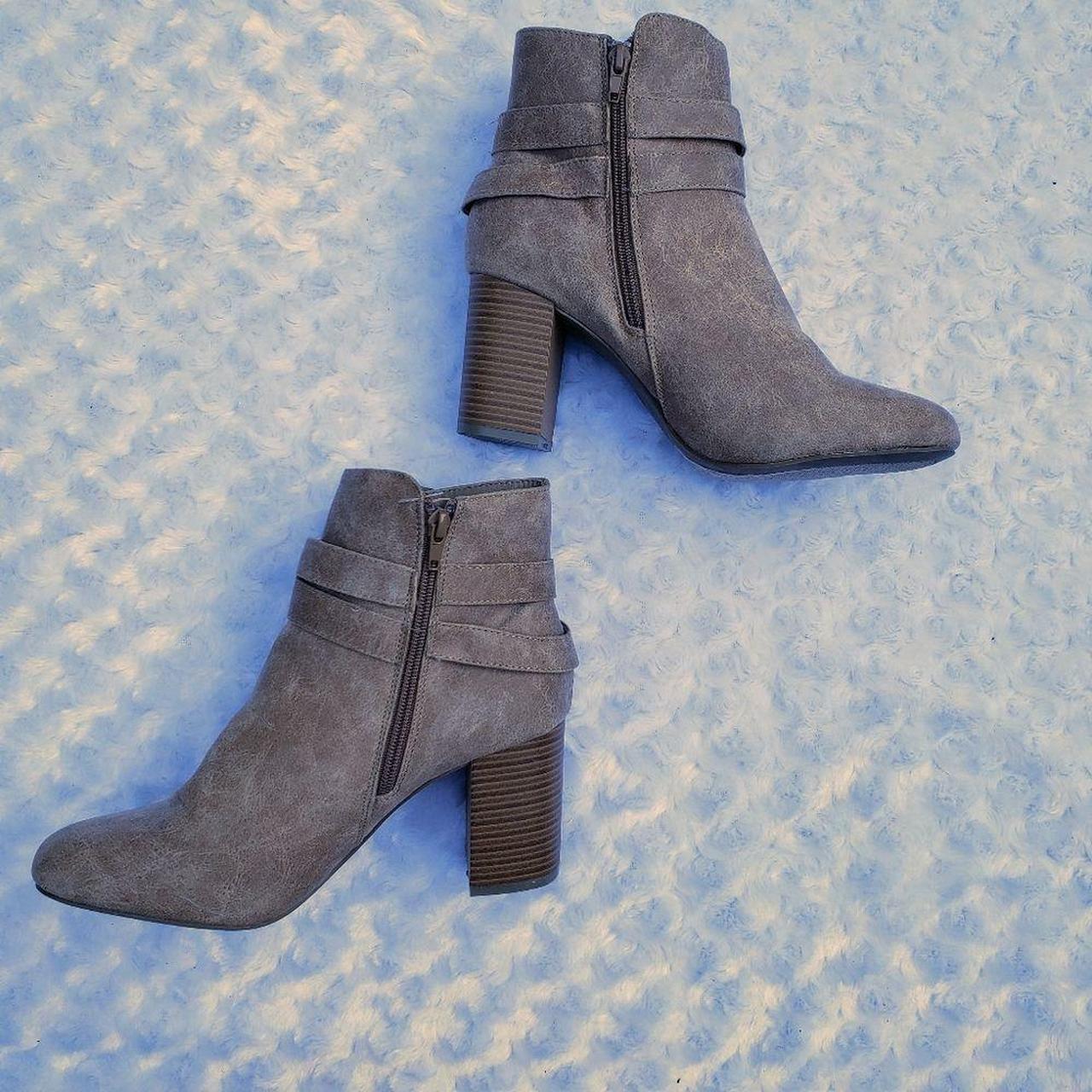 Diba Brodie size 9.5 M faux suede tan ankle bootie Depop