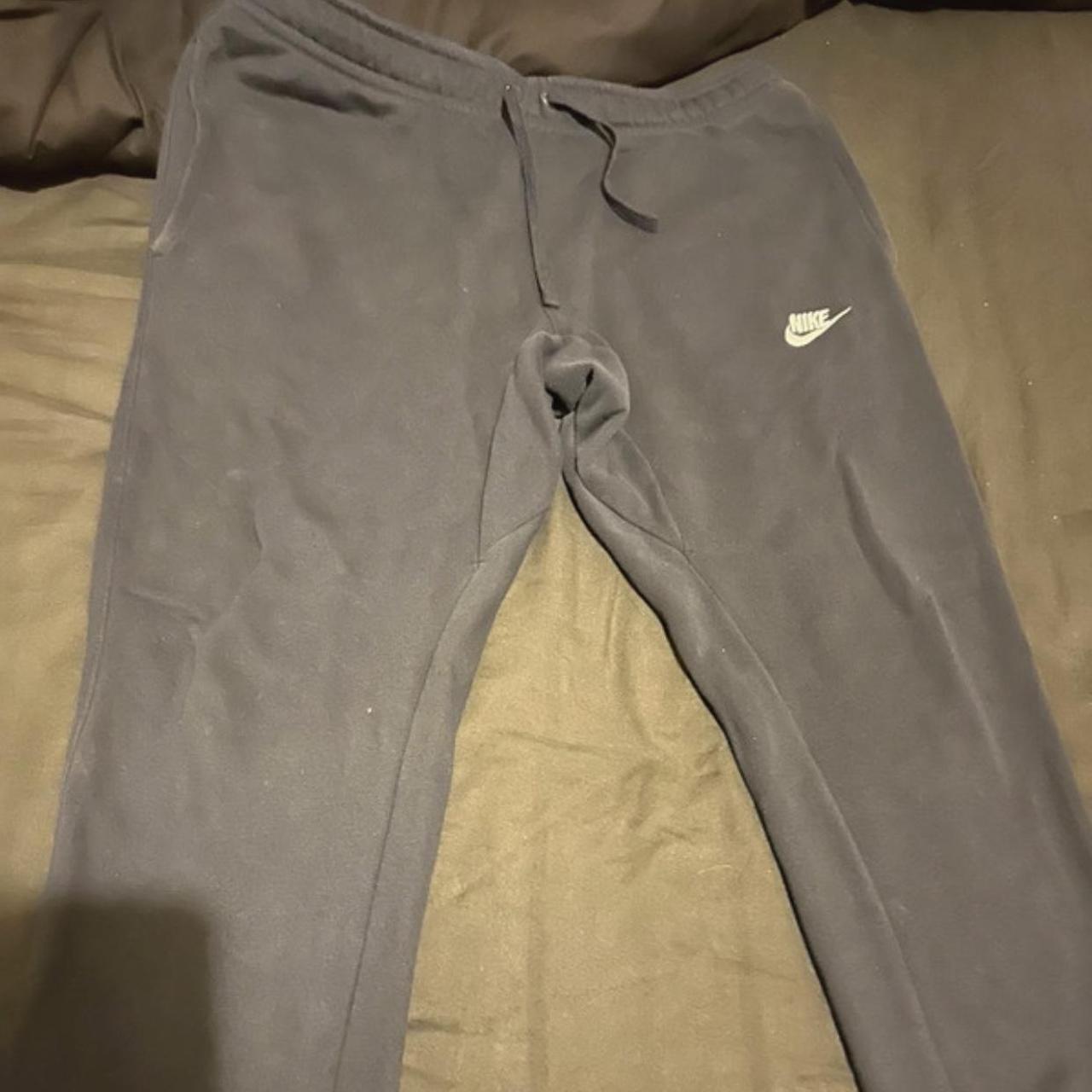 mens navy nike joggers