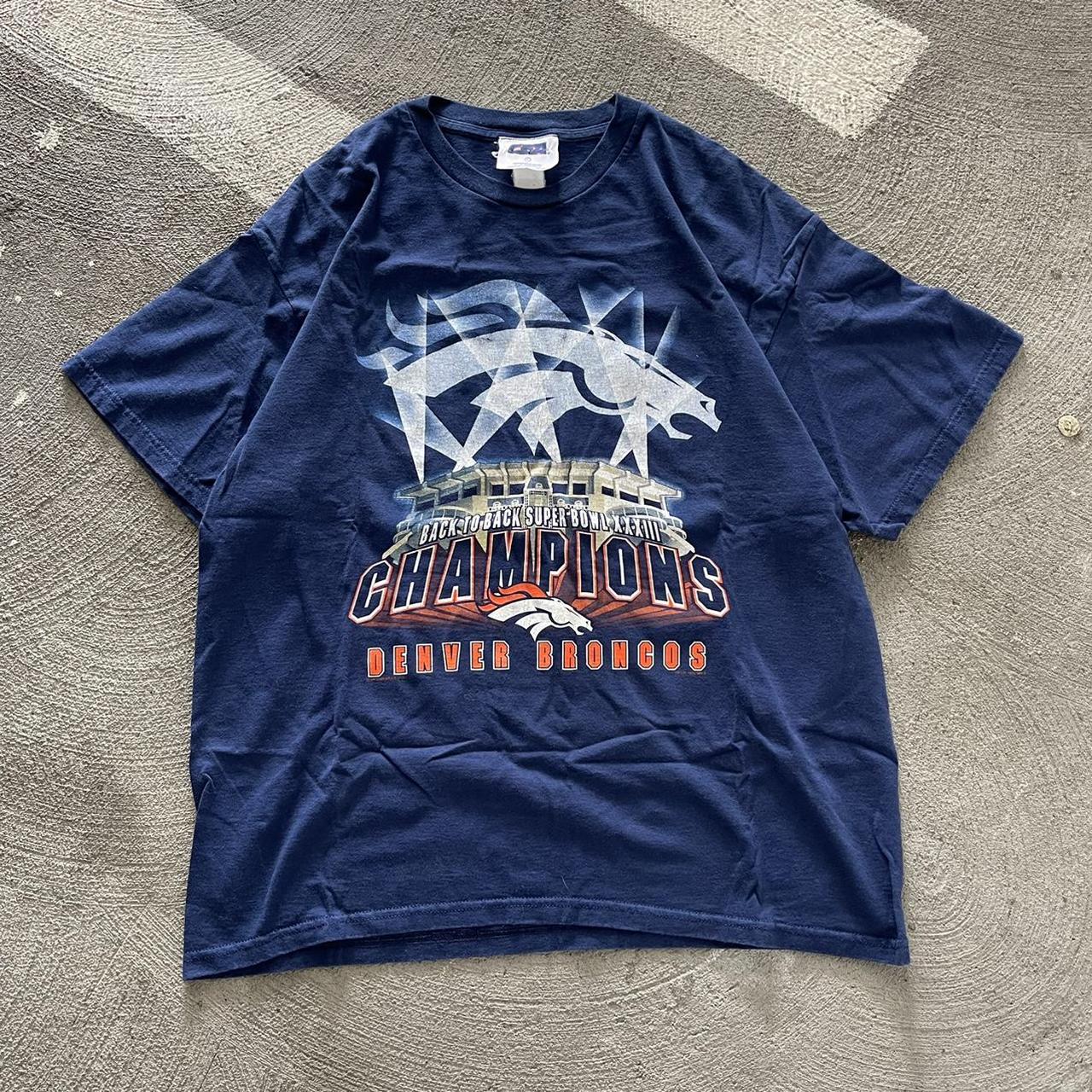 Men's Vintage Denver Broncos Graphic Tee, Men's Tops